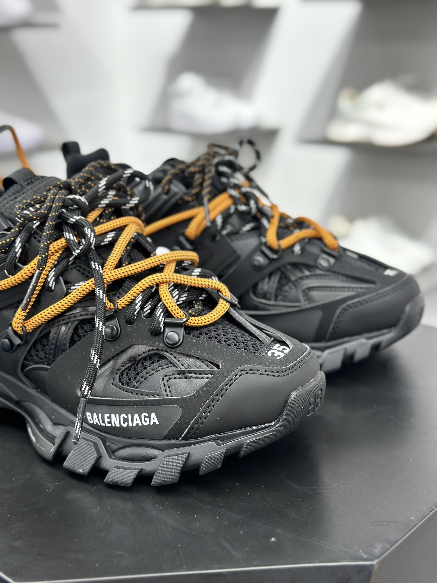 480 Balenciaga 巴黎世家3.0低帮老爹鞋 Balenciaga3.0 Track.2 Open Sneaker 巴黎世家3.0 三代户外概念鞋 800592 WTRHK 1000