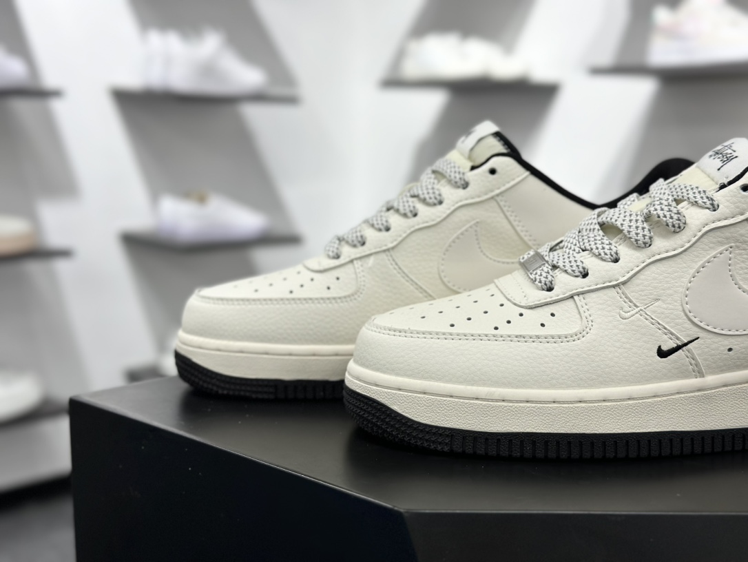 Nike Air Force 1 Low 07 x Stussy 白黑小钩满天星 XZ6188-713