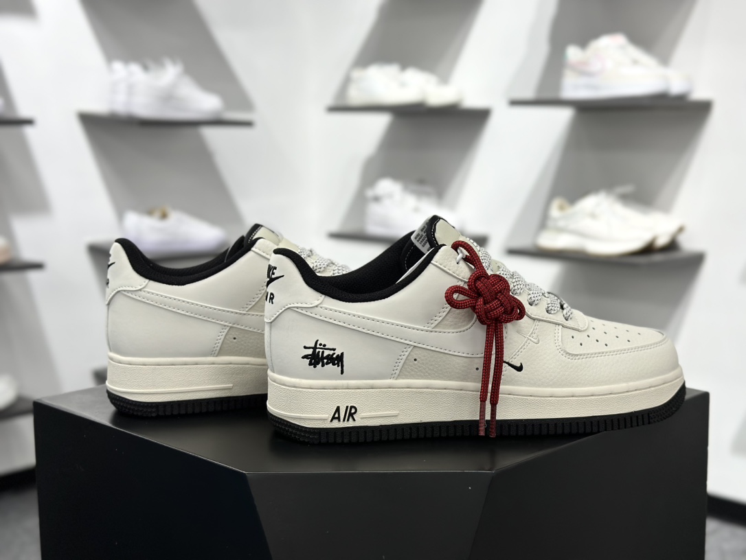 Nike Air Force 1 Low 07 x Stussy 白黑小钩满天星 XZ6188-713