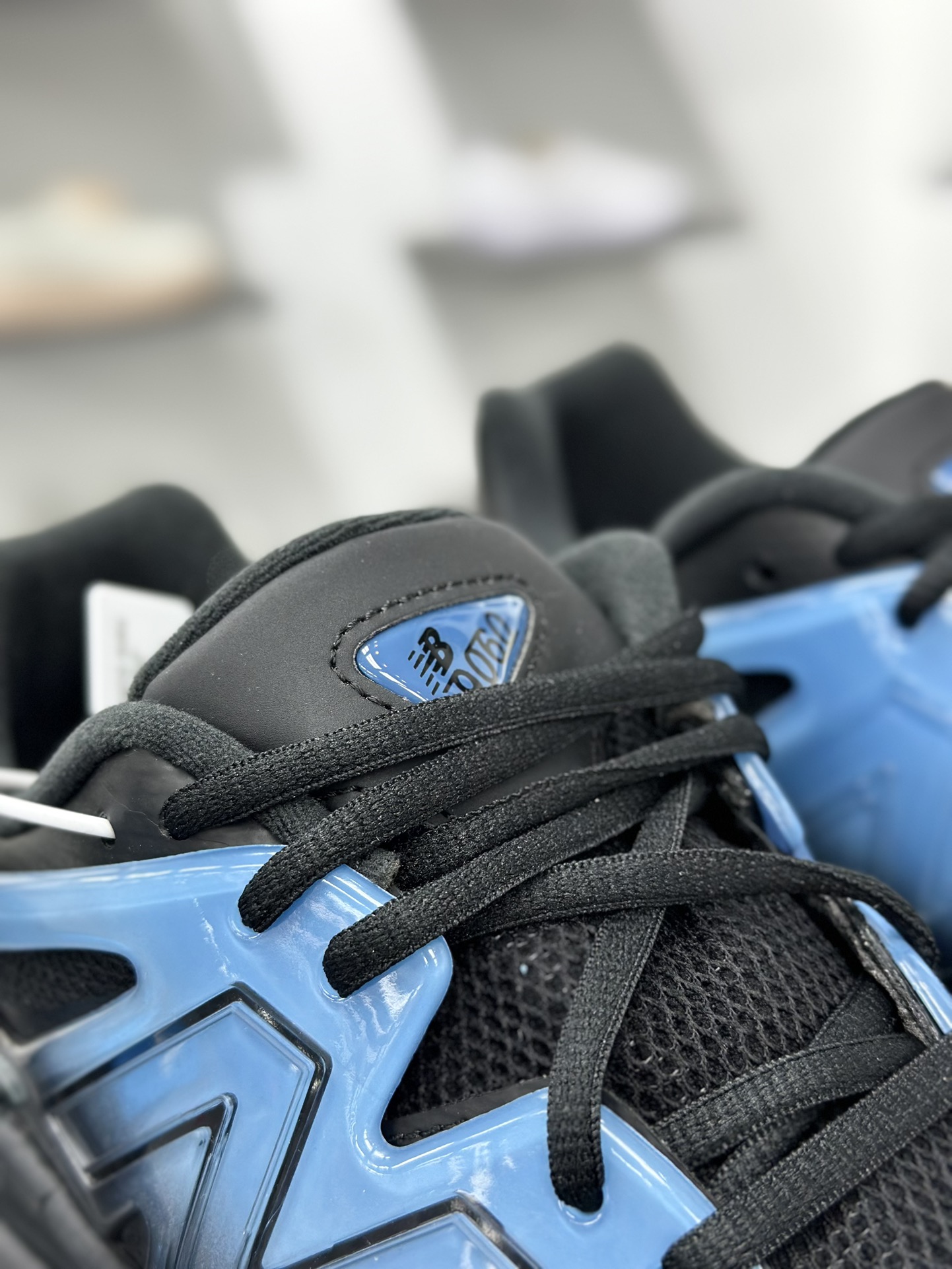 240 Joe Freshgoods x New Balance  NB9060 联名款 复古休闲运动慢跑鞋  U9060IDW
