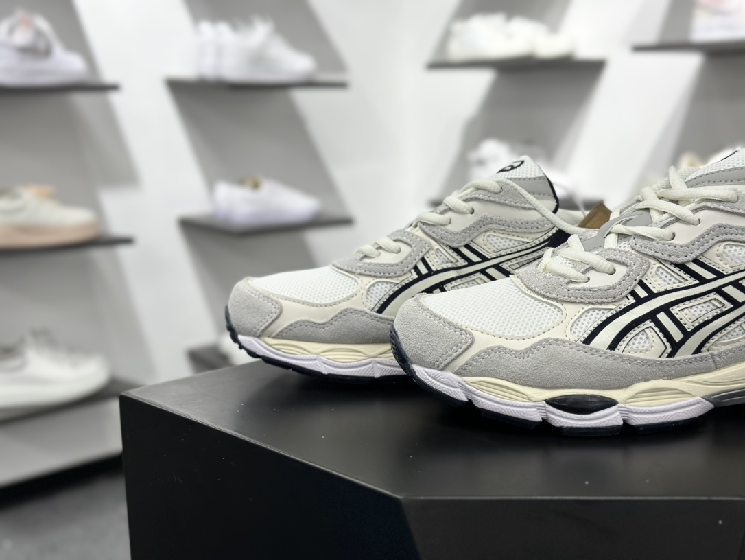 200 亚瑟士 Asics GEL-Kahana NIMBUS 10.1 耐磨透气低帮休闲鞋  1203A788-101