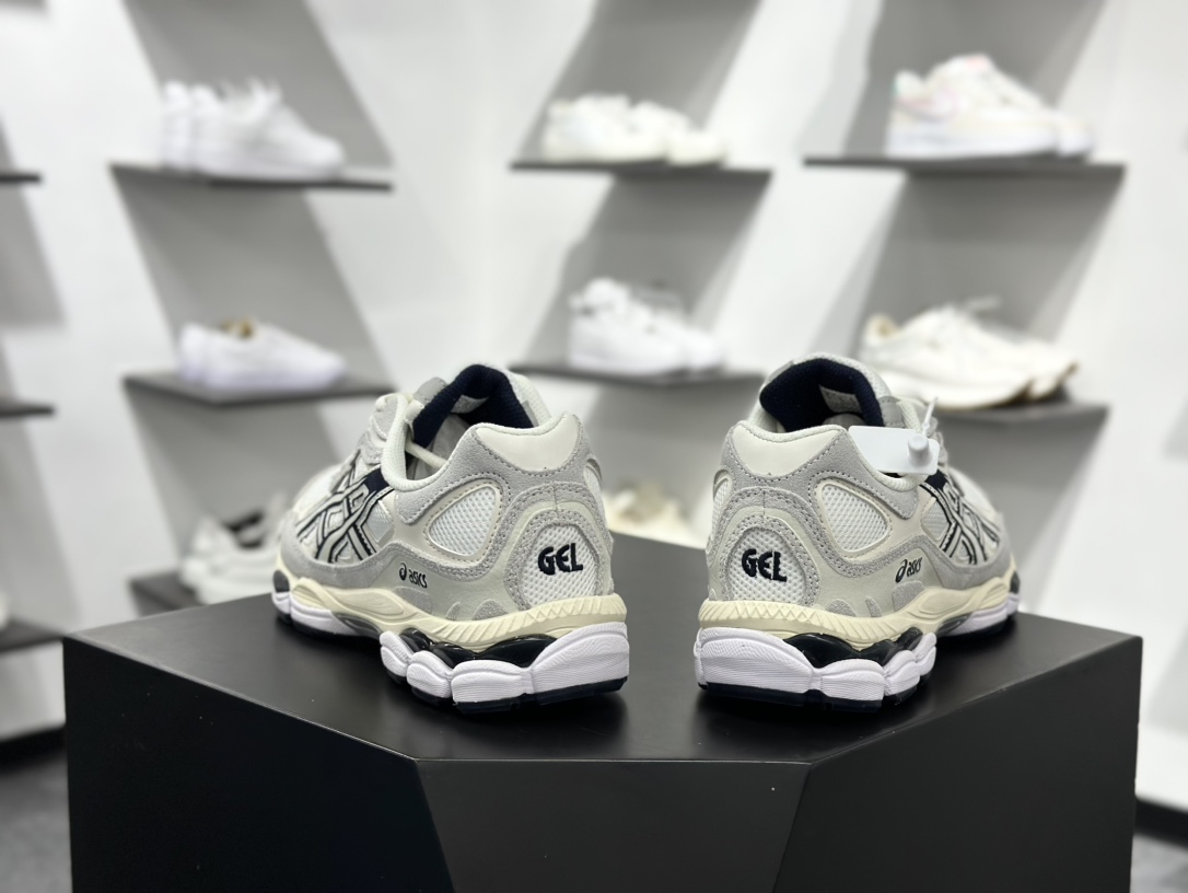 200 亚瑟士 Asics GEL-Kahana NIMBUS 10.1 耐磨透气低帮休闲鞋  1203A788-101