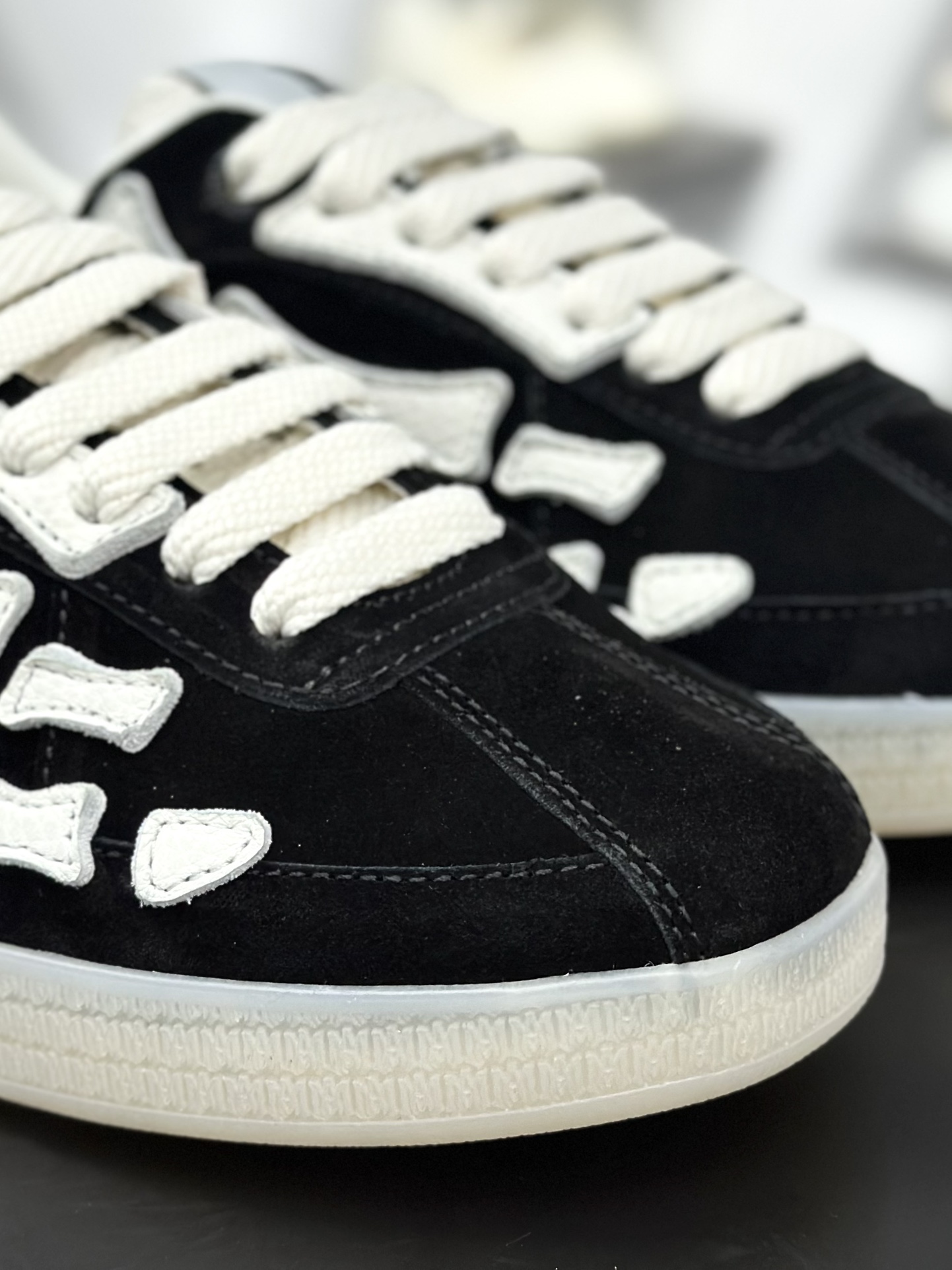400 AMIRI x MMY/Maison MIHARA YASUHIRO Original Alabaster Low ”Bones”AllStar头盖版百搭帆布板鞋“联名帆布米白黑脚骨” AMFOSR1102-001