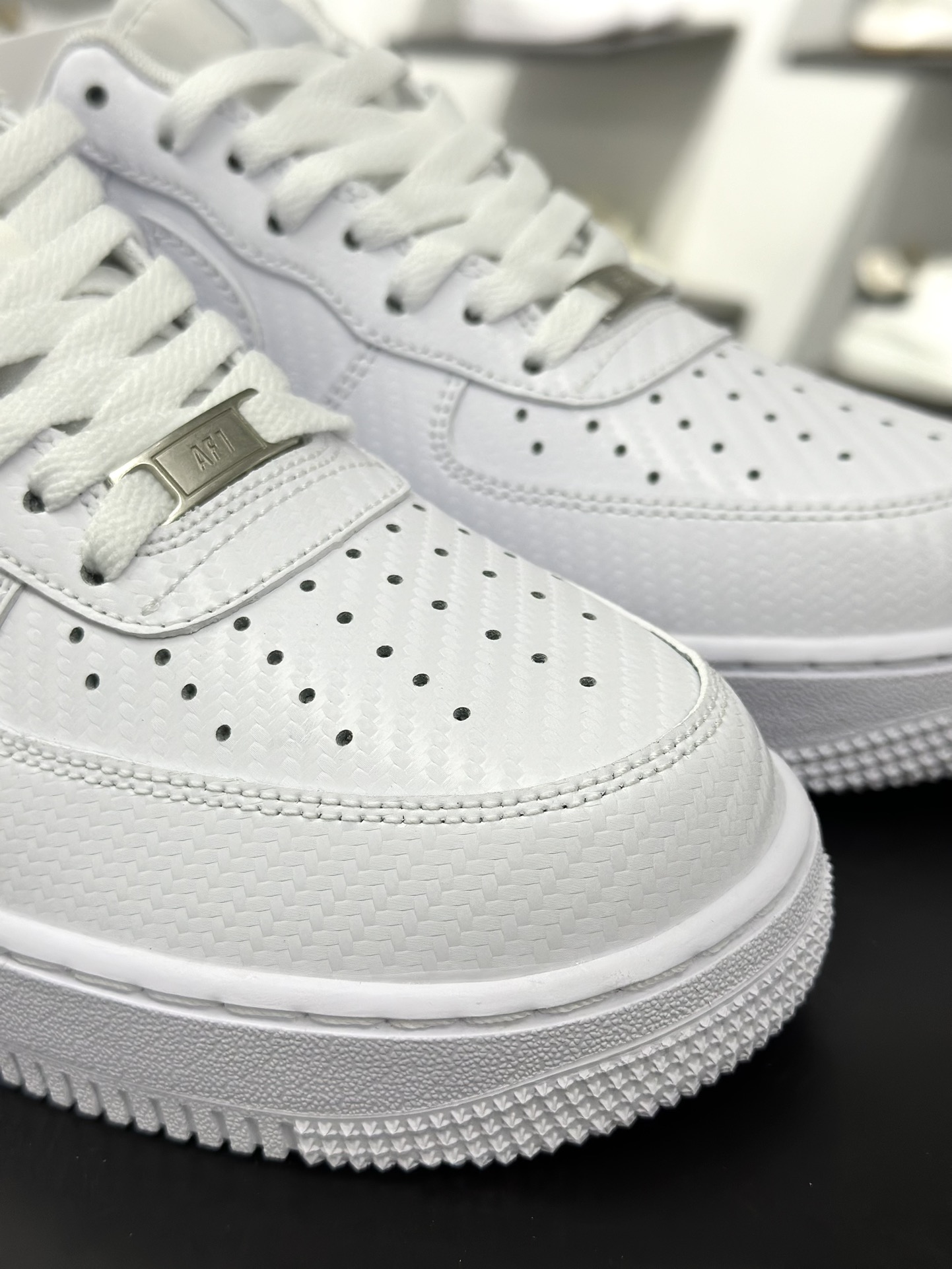 Nike Air Force 1'07 Low 波纹 空军一号低帮休闲板鞋 HF2886-100