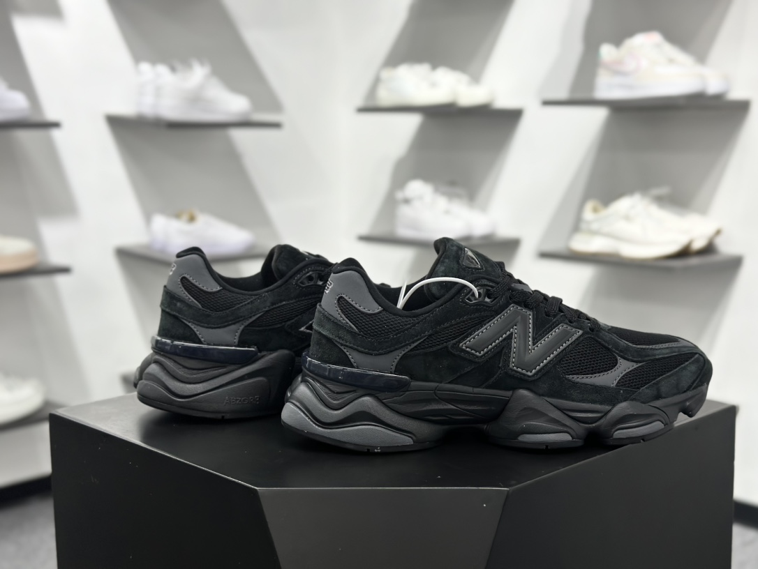 240 Joe Freshgoods x New Balance  NB9060 联名款 复古休闲运动慢跑鞋   U9060ZGE