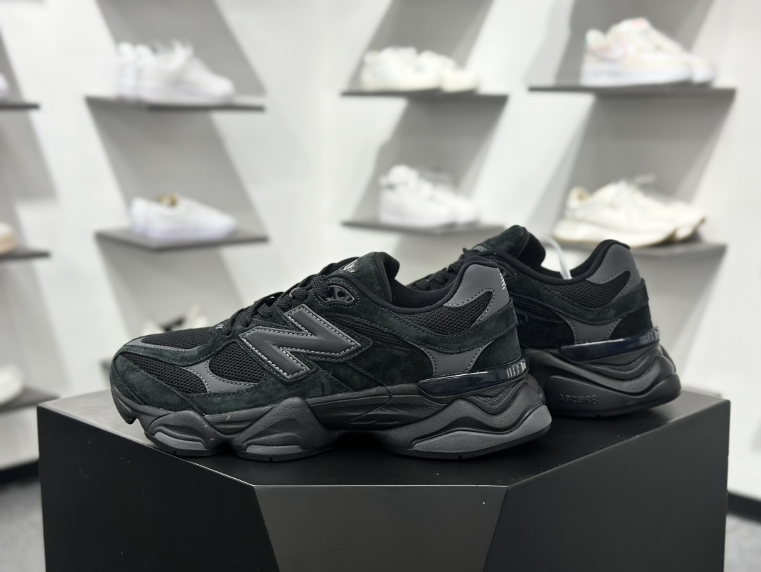 240 Joe Freshgoods x New Balance  NB9060 联名款 复古休闲运动慢跑鞋   U9060ZGE