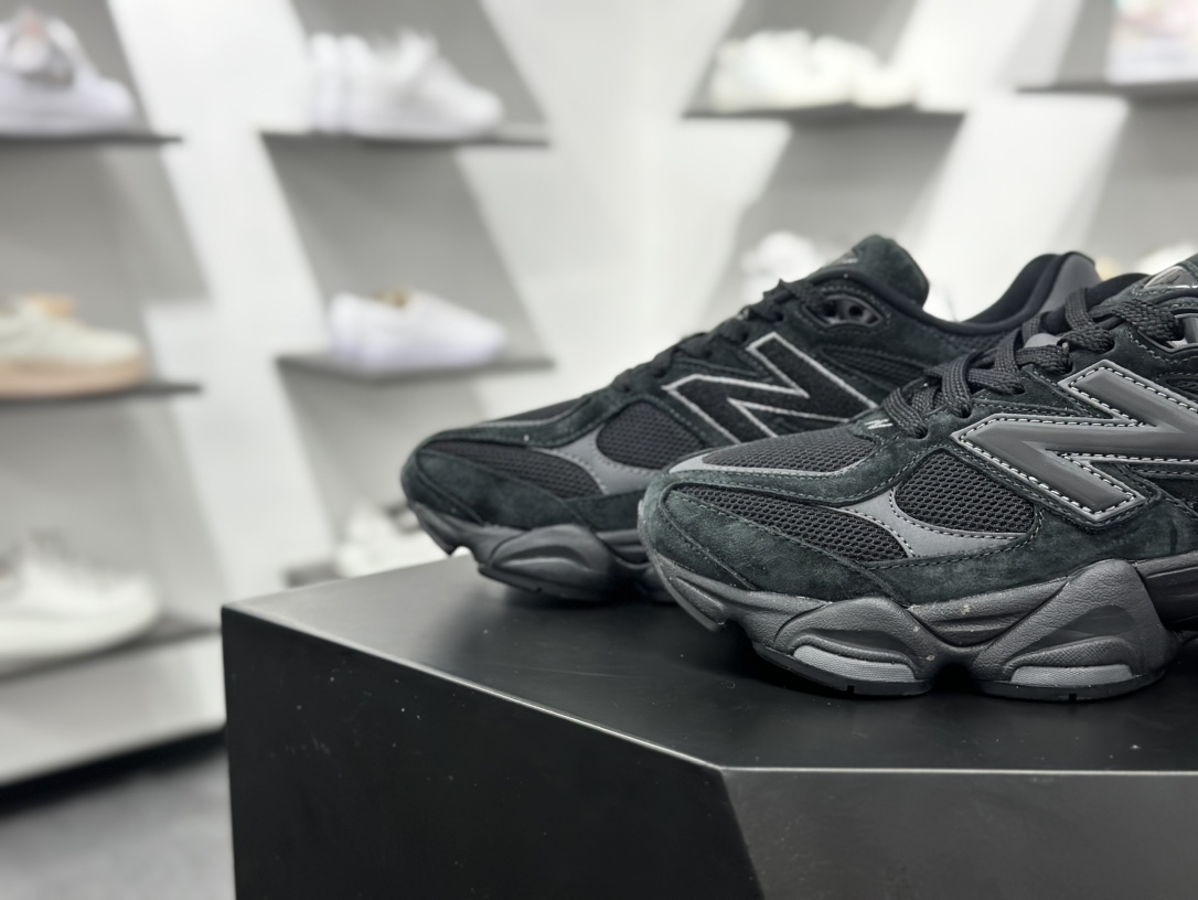 240 Joe Freshgoods x New Balance  NB9060 联名款 复古休闲运动慢跑鞋   U9060ZGE
