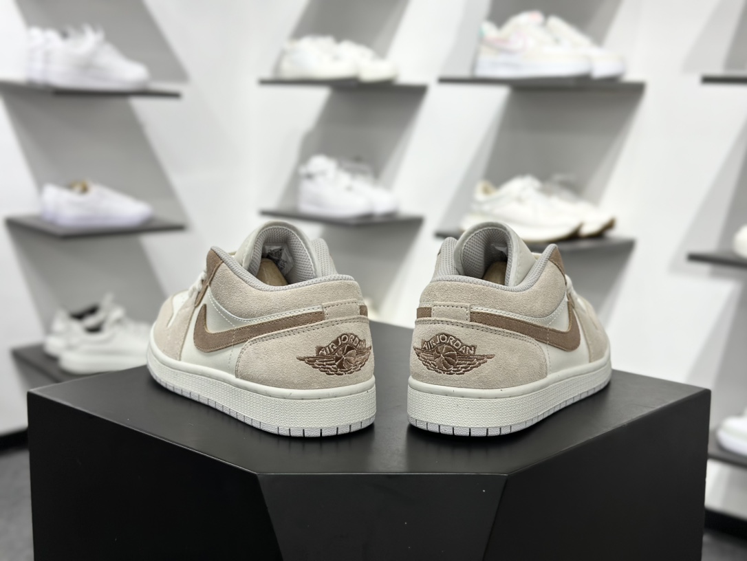 220 Air Jordan AJ1 Low 低帮     HF1567-200