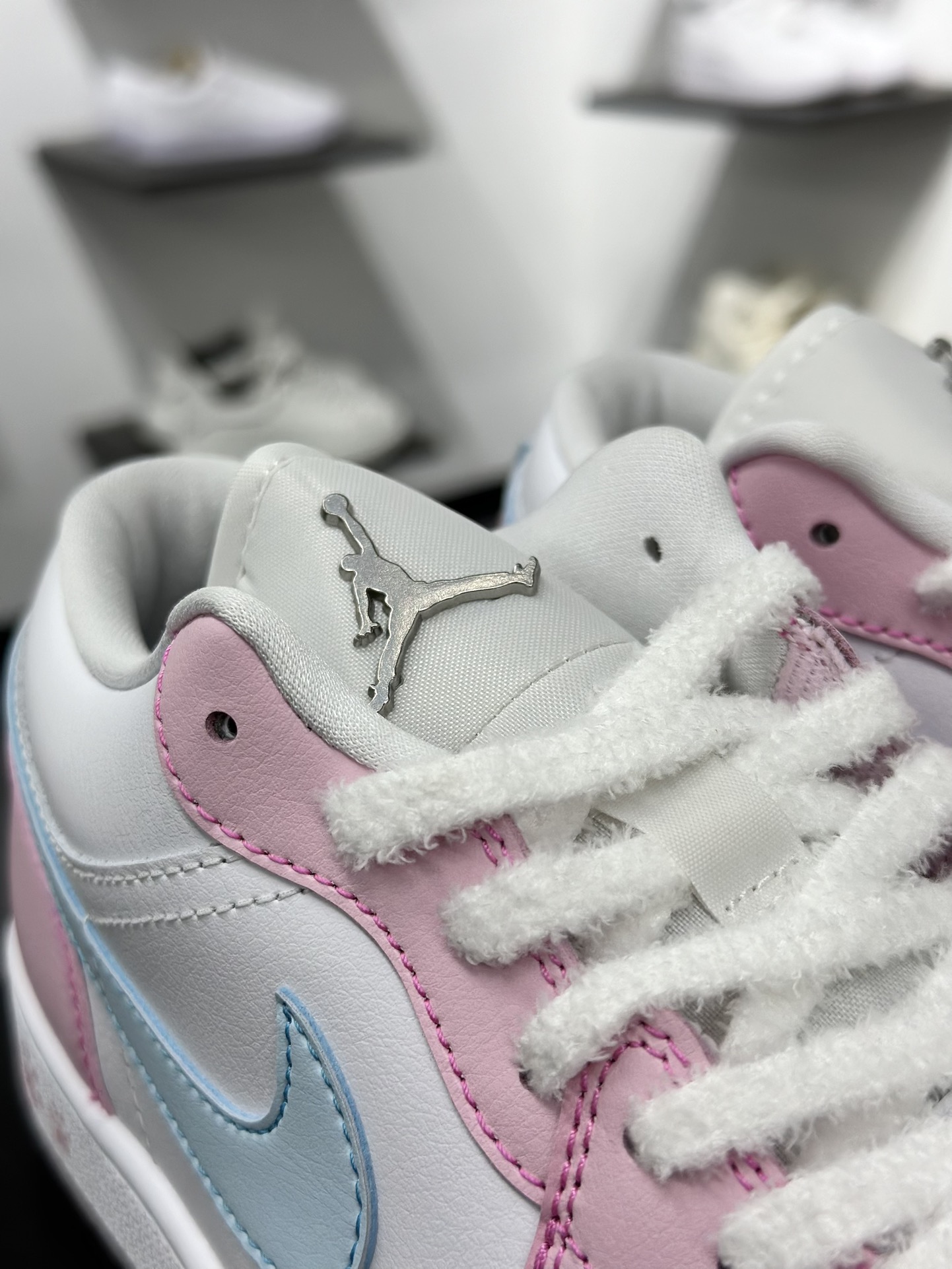 220 Air Jordan AJ1 Low 低帮    HM3706-141