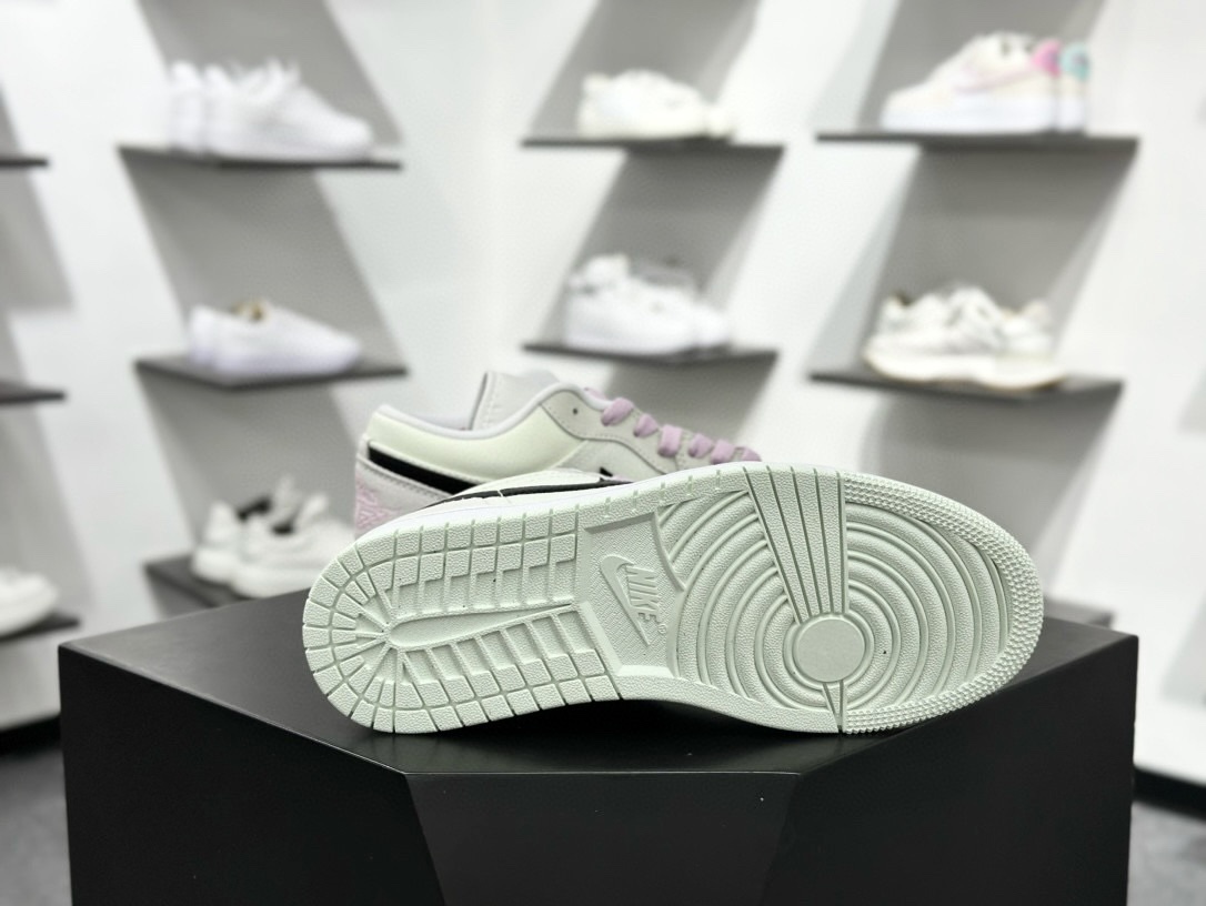 Air Jordan AJ1 Low 低帮 CZ0776-300