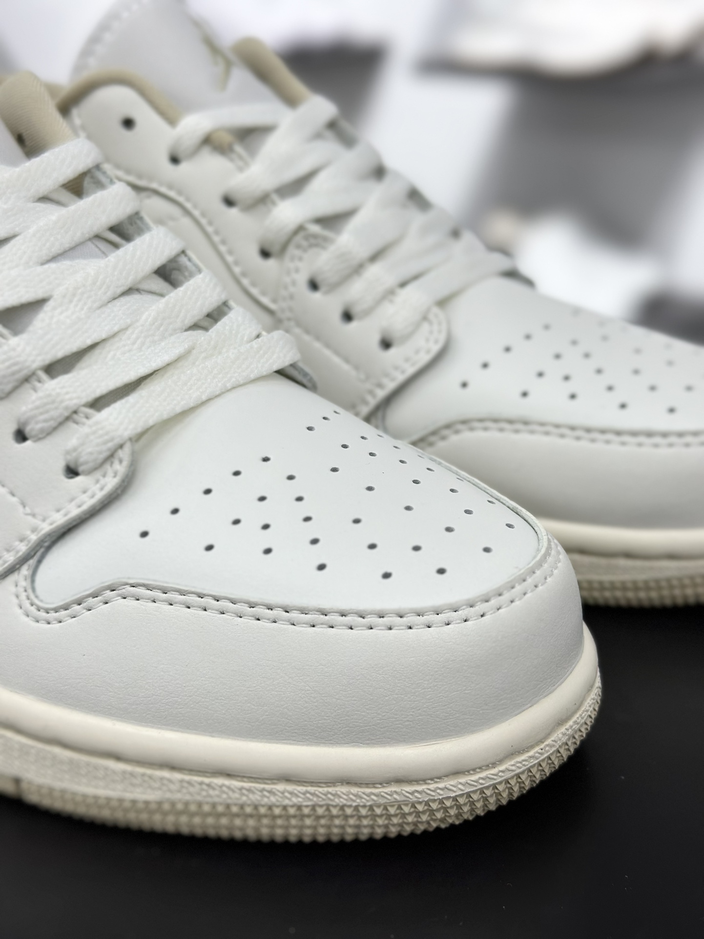 200 Air Jordan AJ1 Low 低帮休闲鞋