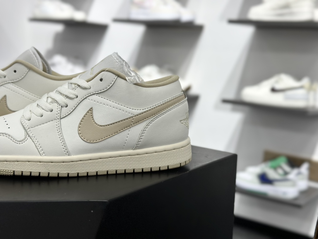 200 Air Jordan AJ1 Low 低帮休闲鞋