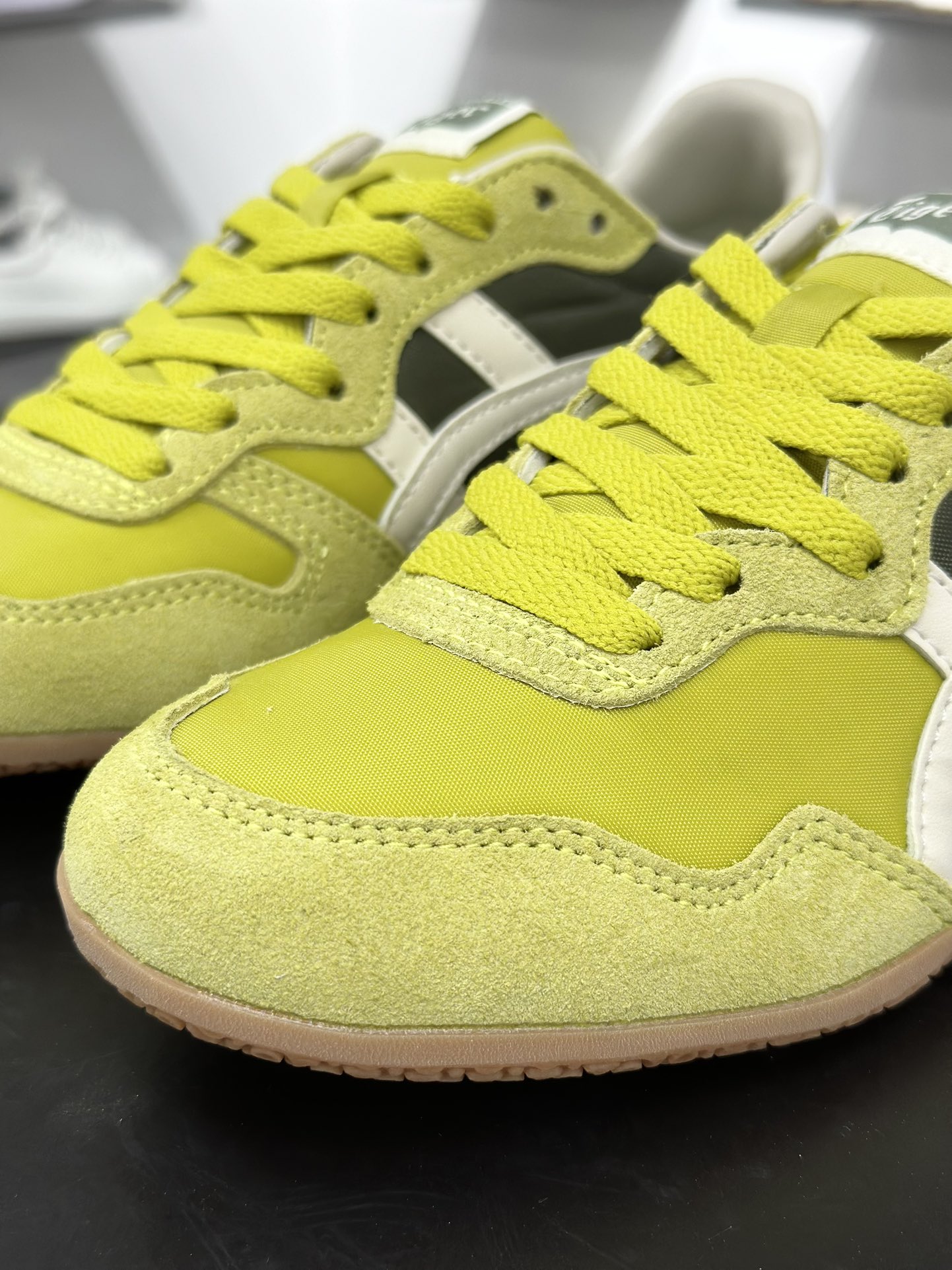 160 【ASI】Onitsuka 鬼冢虎 Serrano系列 潮流舒适轻便生活休闲鞋  1183B400-305