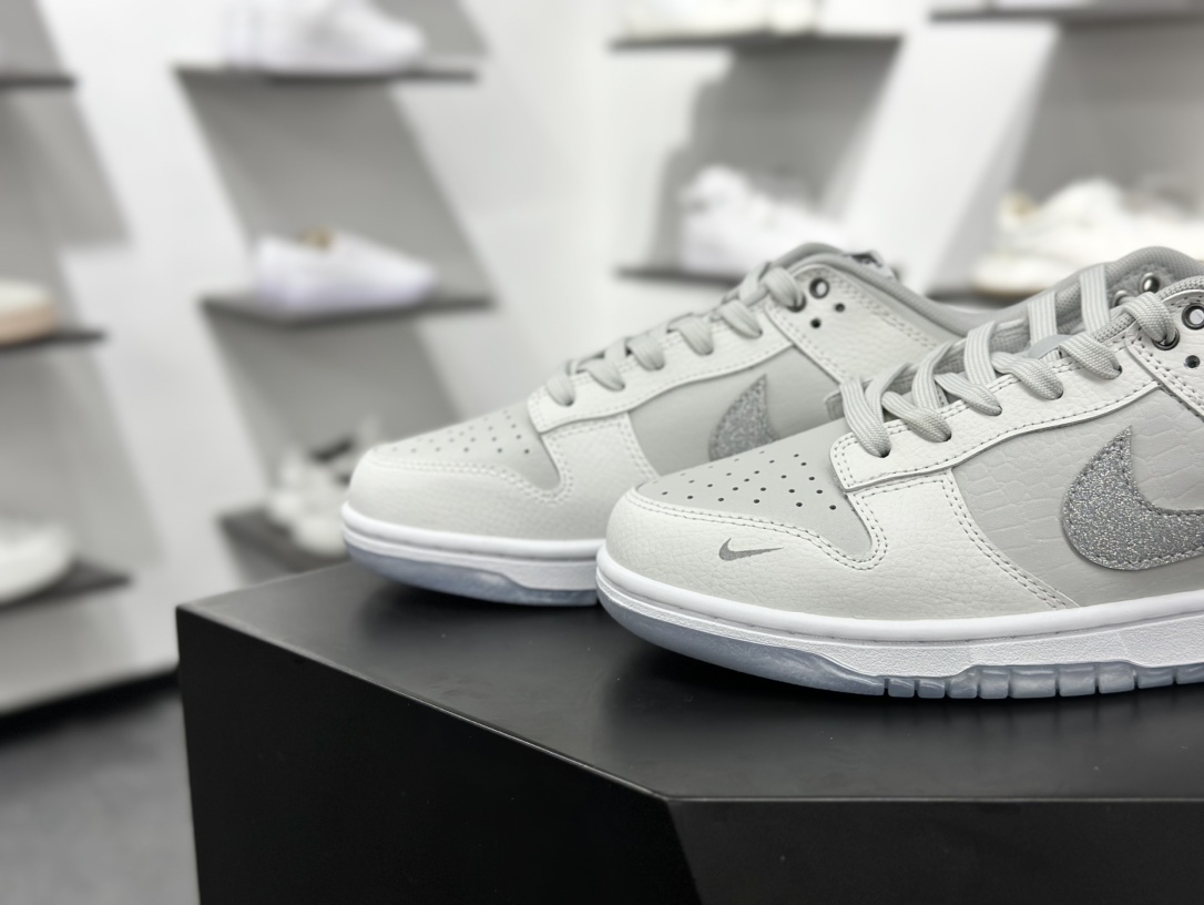 280 Nike SB Dunk Low 白色恋人 闪钻 解构抽绳鞋带  WG0218-018