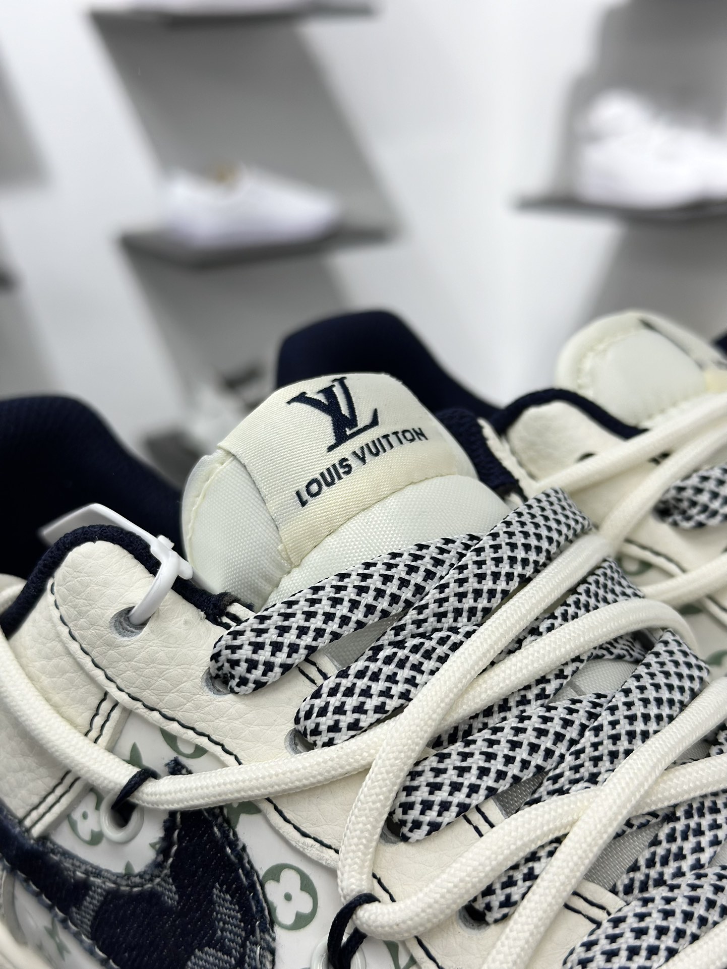 260 Nike Air Force 1‘07 Low LV联名 黑牛仔勾抽绳 空军一号低帮休闲板鞋 DM6868-060