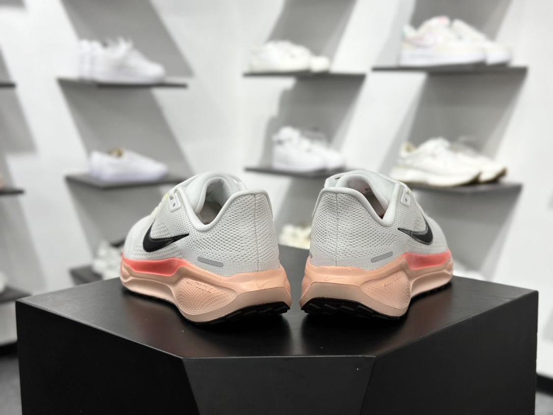 200 NK Air Zoom Pegasus 41 鞋面采用外层由韧性纱线  IB6656-108
