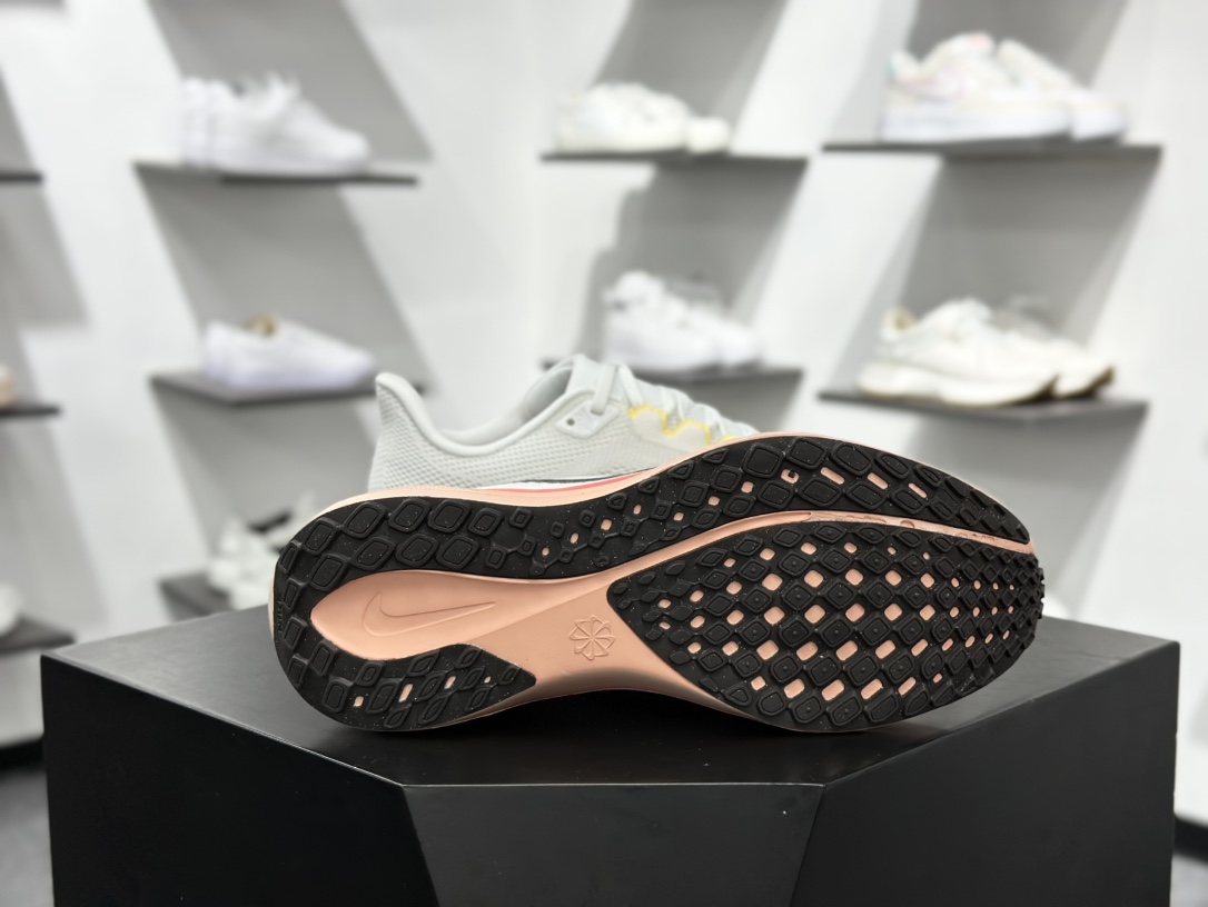 200 NK Air Zoom Pegasus 41 鞋面采用外层由韧性纱线  IB6656-108