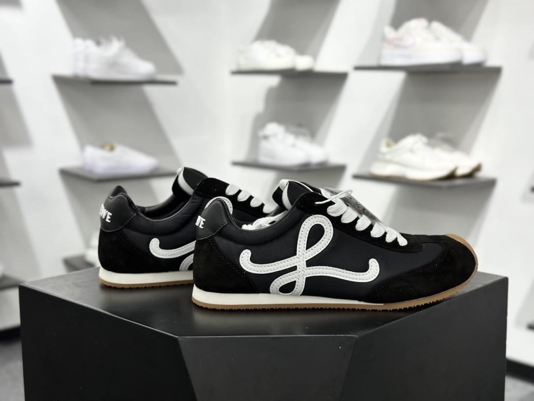 220 罗意威LOEWE 2025 | Ballet Runner2.0 新款芭蕾舞鞋