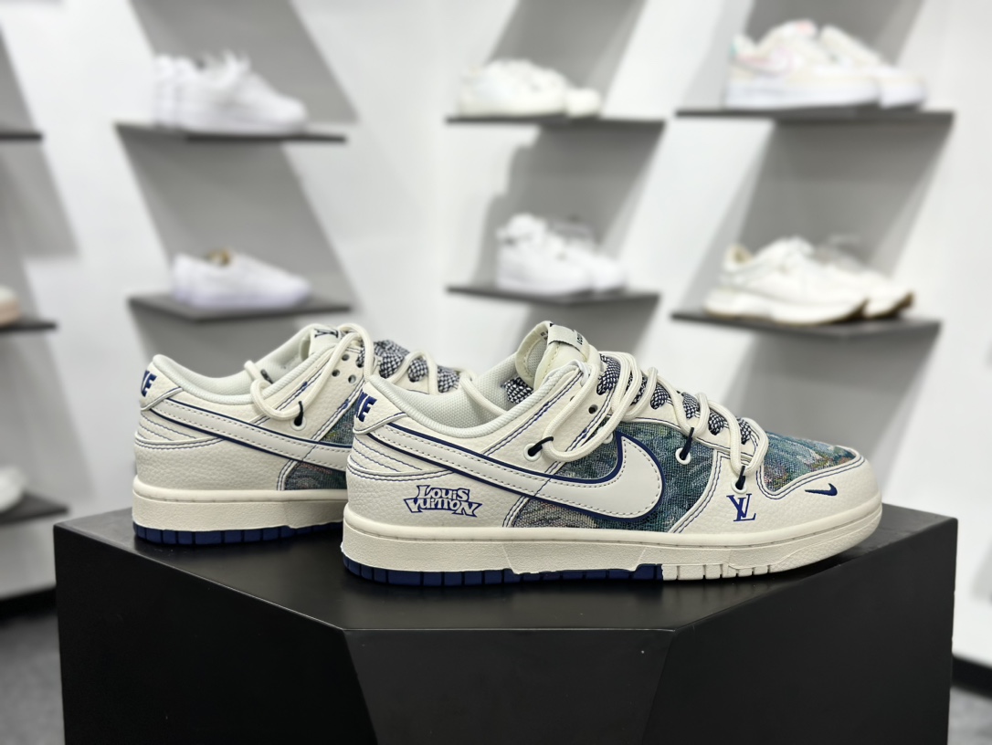300 Nike SB Dunk Low x Louis Vuitton 白蓝小钩满天星  DN6868-077