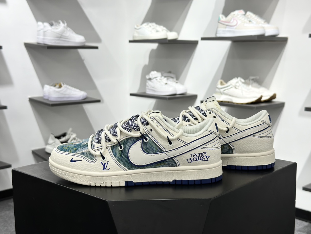 300 Nike SB Dunk Low x Louis Vuitton 白蓝小钩满天星  DN6868-077