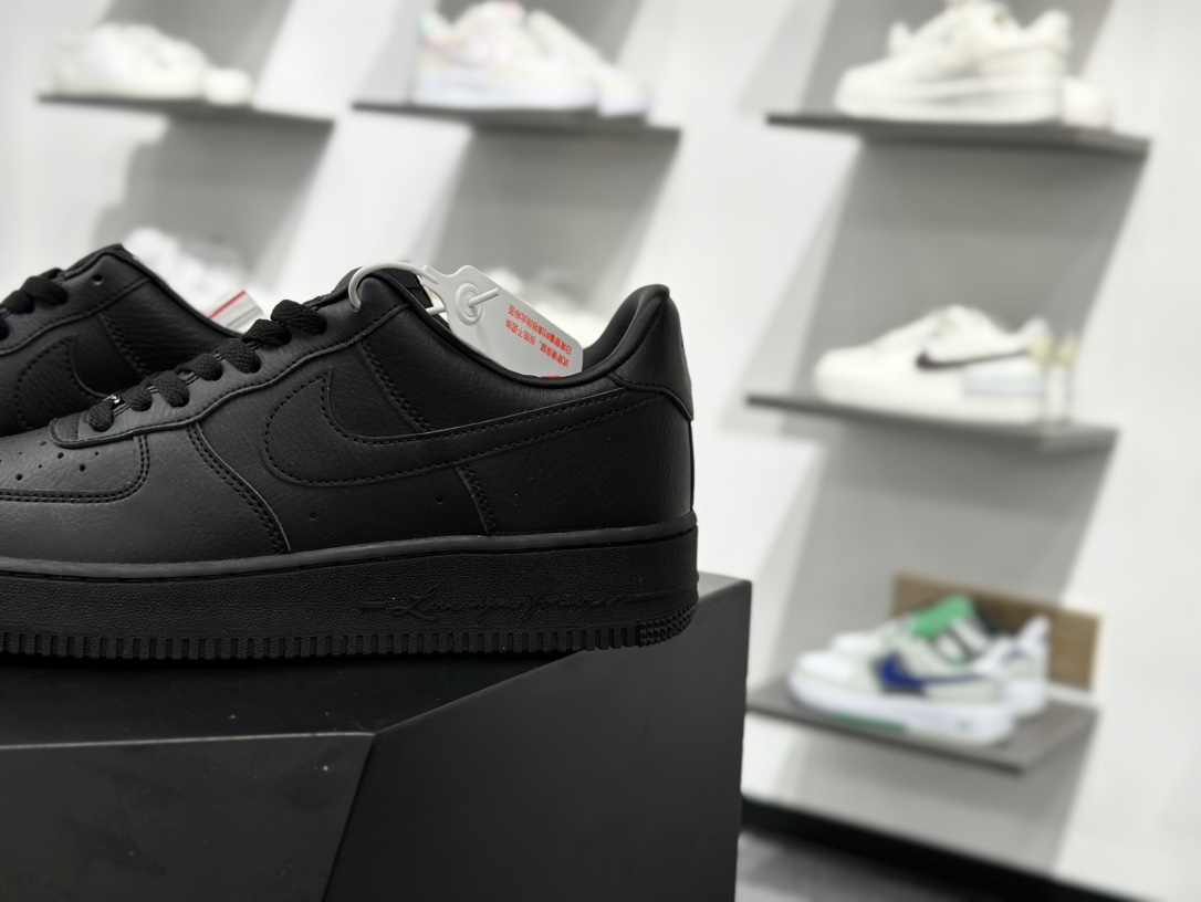 200 Nike Air Force 1 Low 07 x Darke NOCTA Pink Foam 黑  CZ8065-001