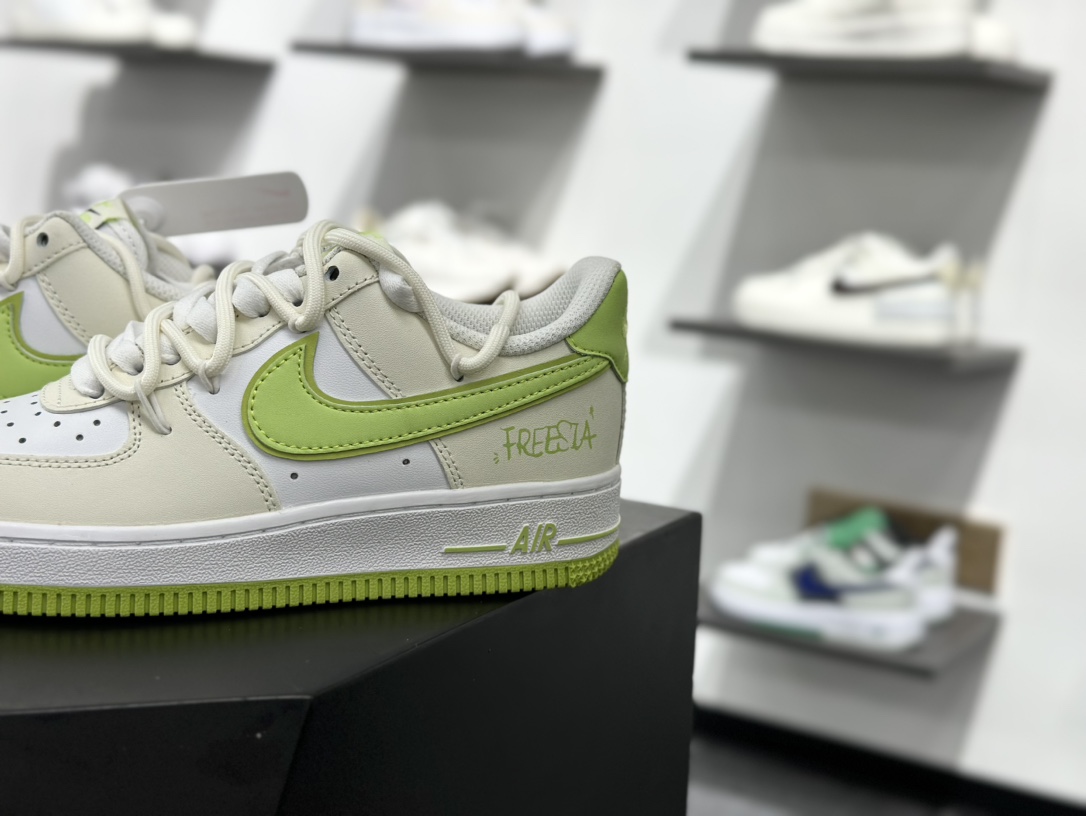 260 Nike Air Force 1 Low 07 春意盎然 白绿绑带  YY2023-315
