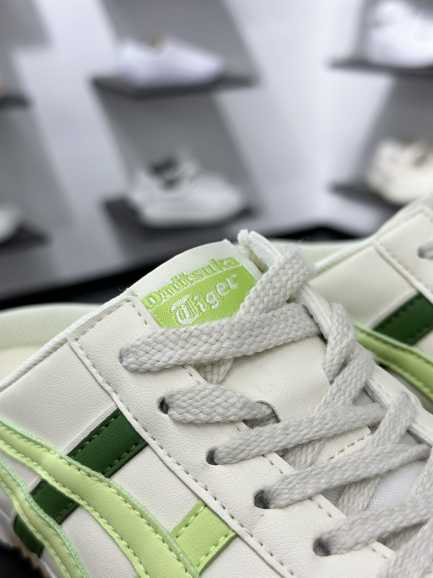 150 Onitsuka Tiger Mexico 66 Paraty 鬼冢虎半拖一脚蹬系列 1183C012-101