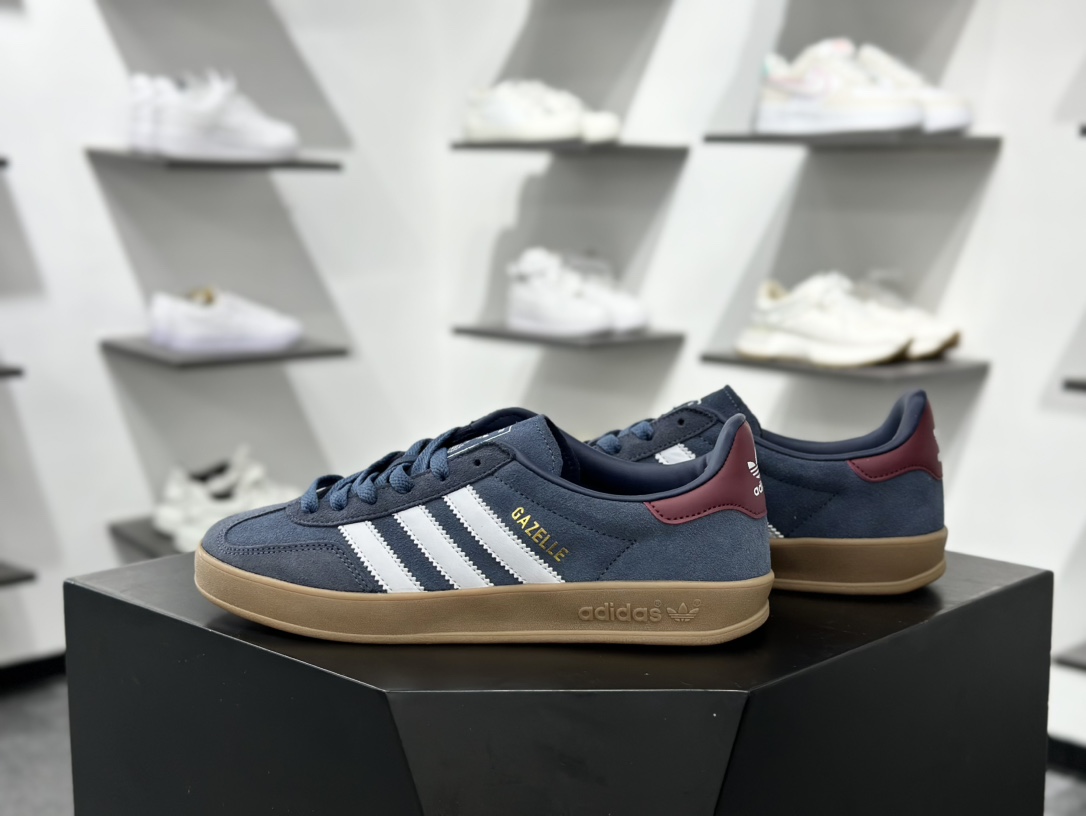160 AD Gazelle Indoor Trainers 羚羊内训系列低帮复古百搭休闲运动德训风板鞋 JI3522