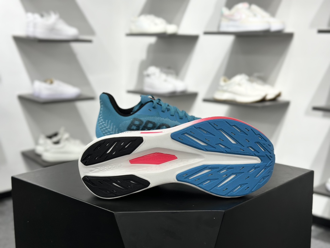 180 Brooks Hyperion Max 2 布鲁克斯 烈风2系列低帮透气缓震支撑休闲运动慢跑鞋  110434 1D 408