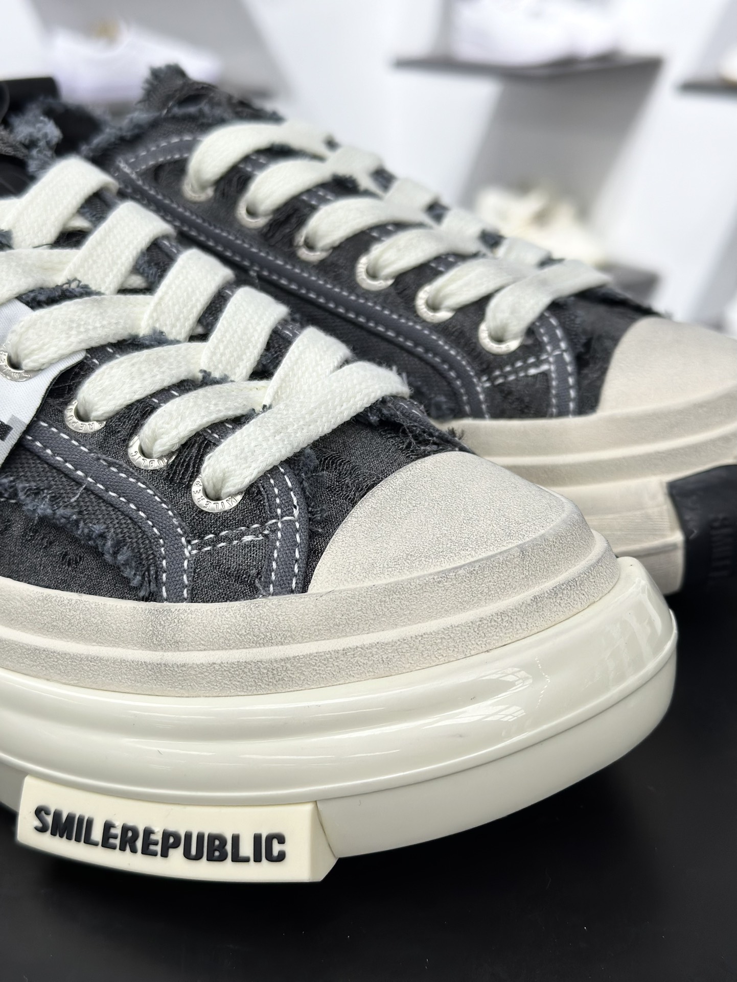 360 SMILEREPUBLIC INCEPTION 70S LOWS.SP 增高低帮系带乞丐风帆布低帮休闲运动鞋“黑色粗花呢须边” SR20240102010