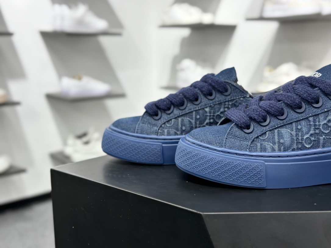 400 迪奥/ Dior B33 Low Top Sneakers”Oblique”B33系列低帮板鞋“牛仔深蓝CD重影” 3SN303ZDN-H565