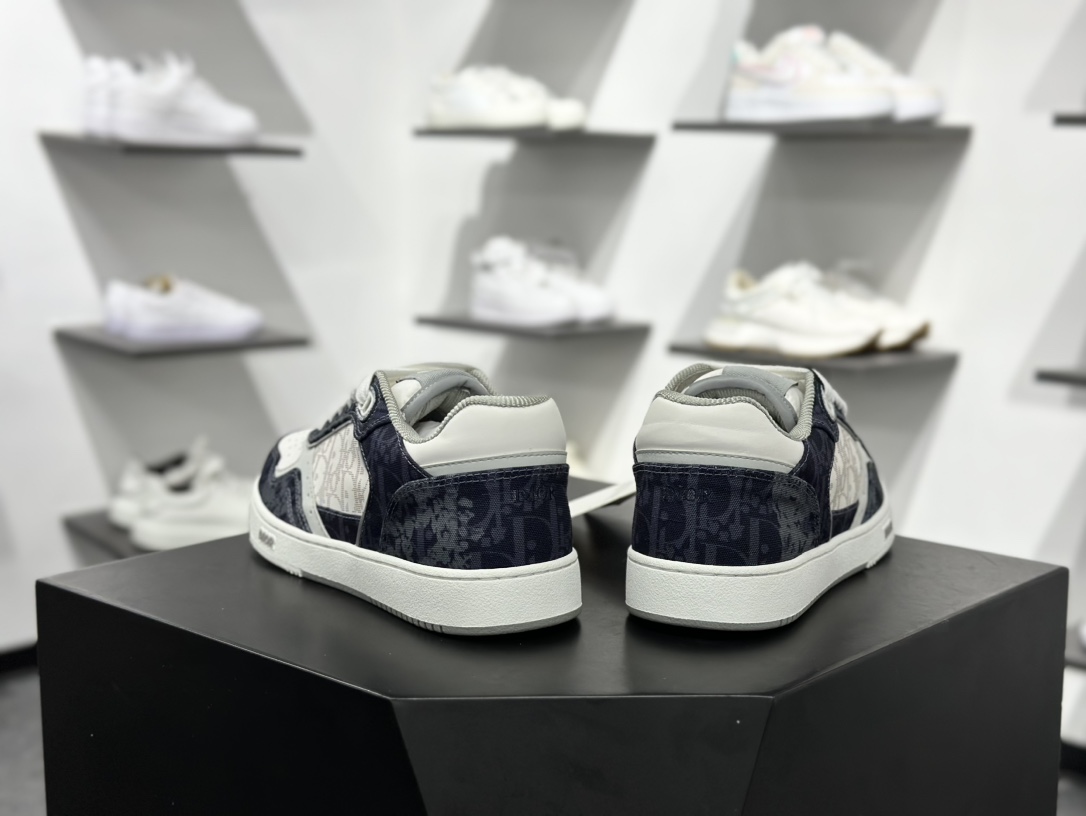 400 迪奥/Dior B27 Oblique Galaxy Low Top Sneakers B27系列低帮板鞋“牛仔深蓝白CD重影涂鸦” 3SN272ZWZ_H580