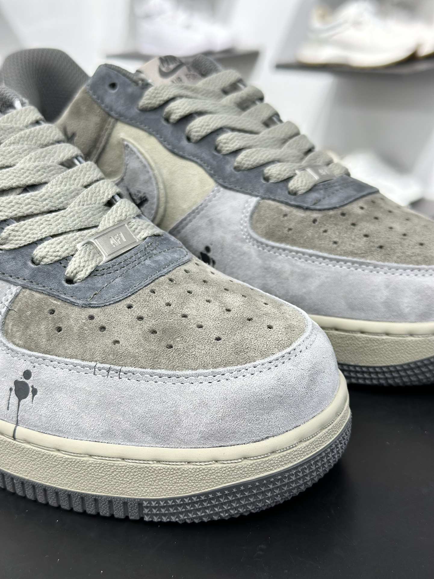 260 Nike Air Force 1 “Dark Skull”空军一号定制低帮板鞋 YD2425-660
