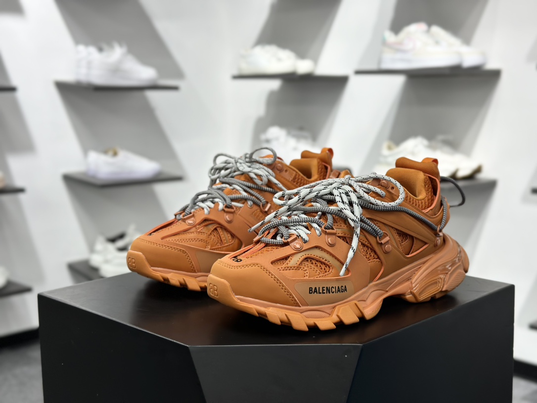 480 巴黎世家BALENCIAGA Track Trainers 3.0代复古野跑姥爹潮流百搭慢跑鞋    800590 WTRHK 7000