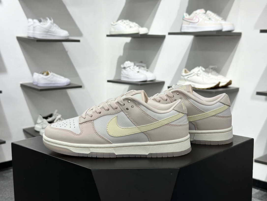 200 NIKE SB Dunk Low ”Light Soft Pink” 粉色   FB7901-601