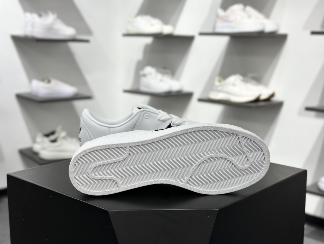 150 阿迪达斯Adidas Gazelle Indoor Trainers 羚羊内训系列低帮板鞋“黑米白编织”JI2755
