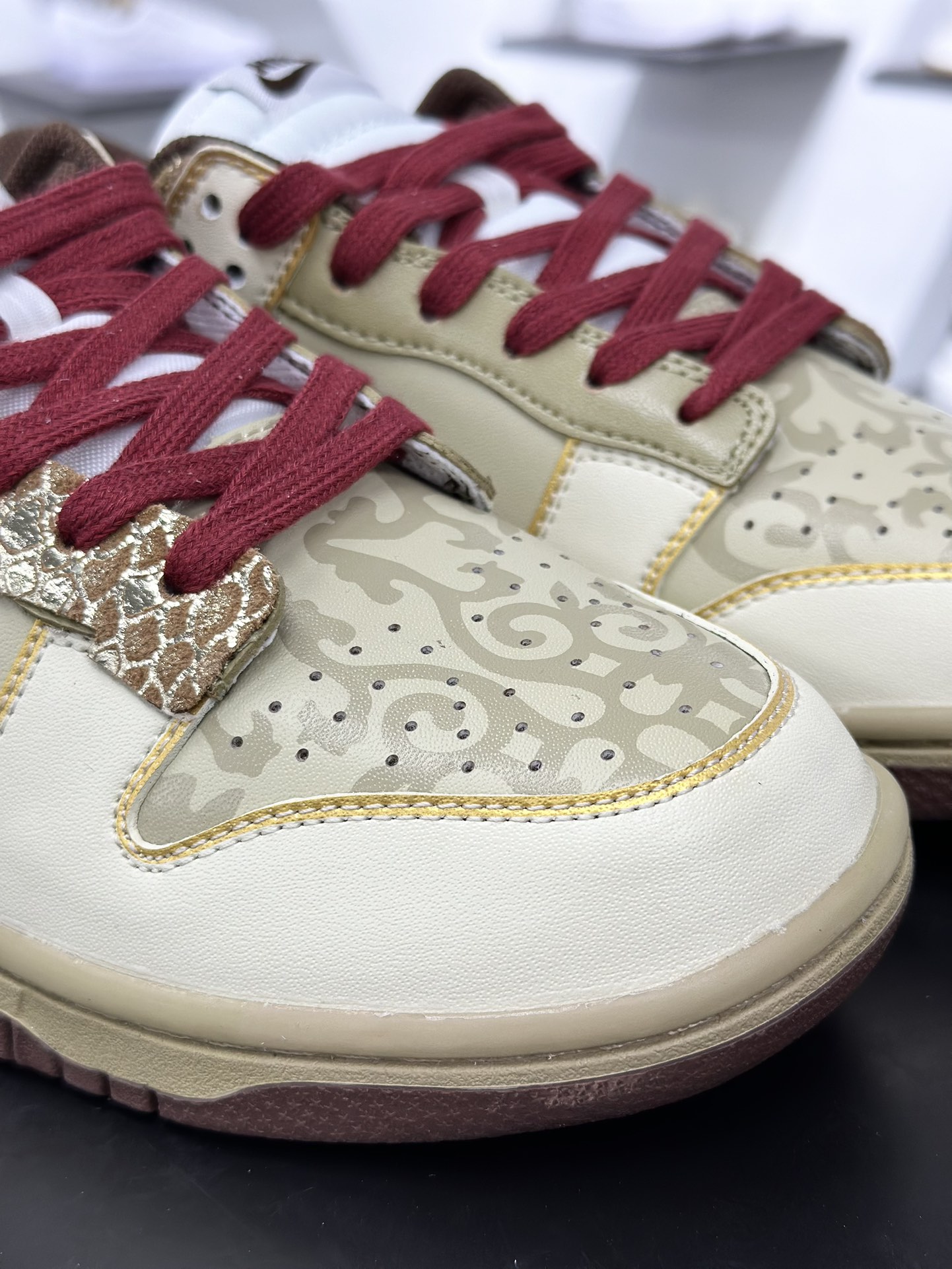 300【盒子20】 NK Dunk Low 定制配色  DD1503-124