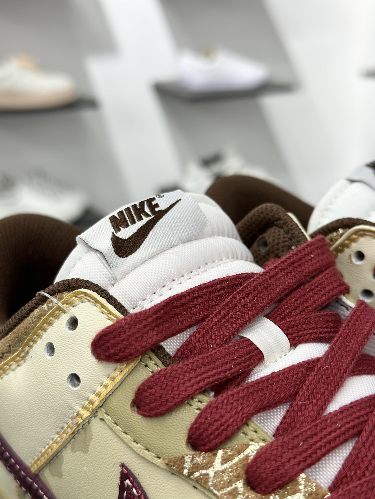 300【盒子20】 NK Dunk Low 定制配色  DD1503-124