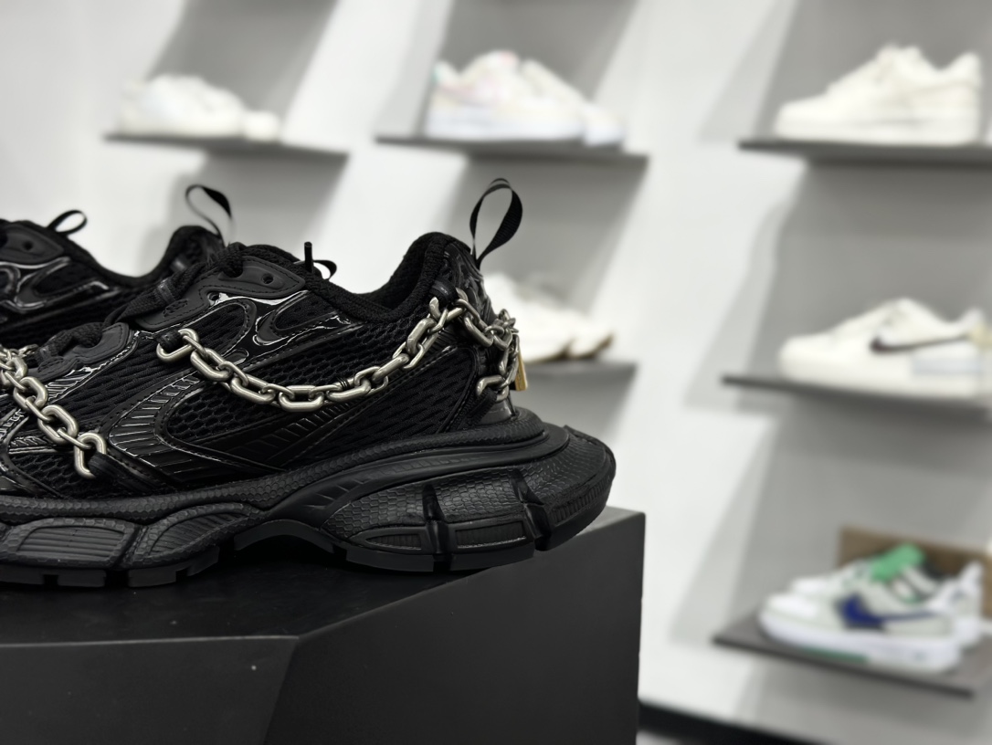 560 Balenciaga巴黎世家 3xl 加绒 黑色 全套数据私模 正确手工做旧   825622 W3XPL 1882
