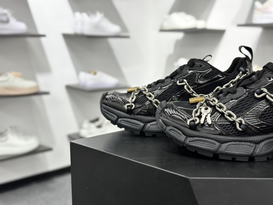 560 Balenciaga巴黎世家 3xl 加绒 黑色 全套数据私模 正确手工做旧   825622 W3XPL 1882
