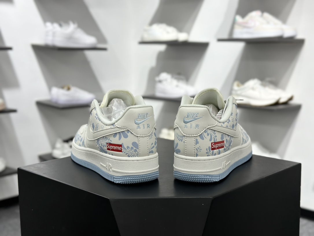 260 Nike Air Force 1 Low 07 x Supreme 白蓝青花瓷满天星  XX3168-137