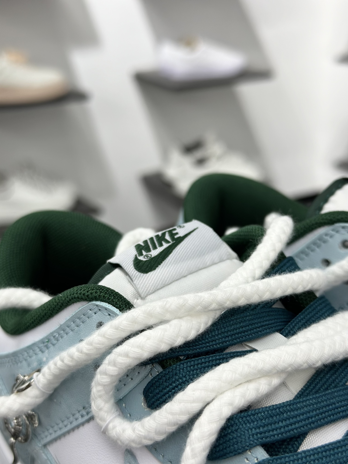 280 Nike SB Dunk Low 灵蛇之瑞 白蓝绑带 DD1391-101