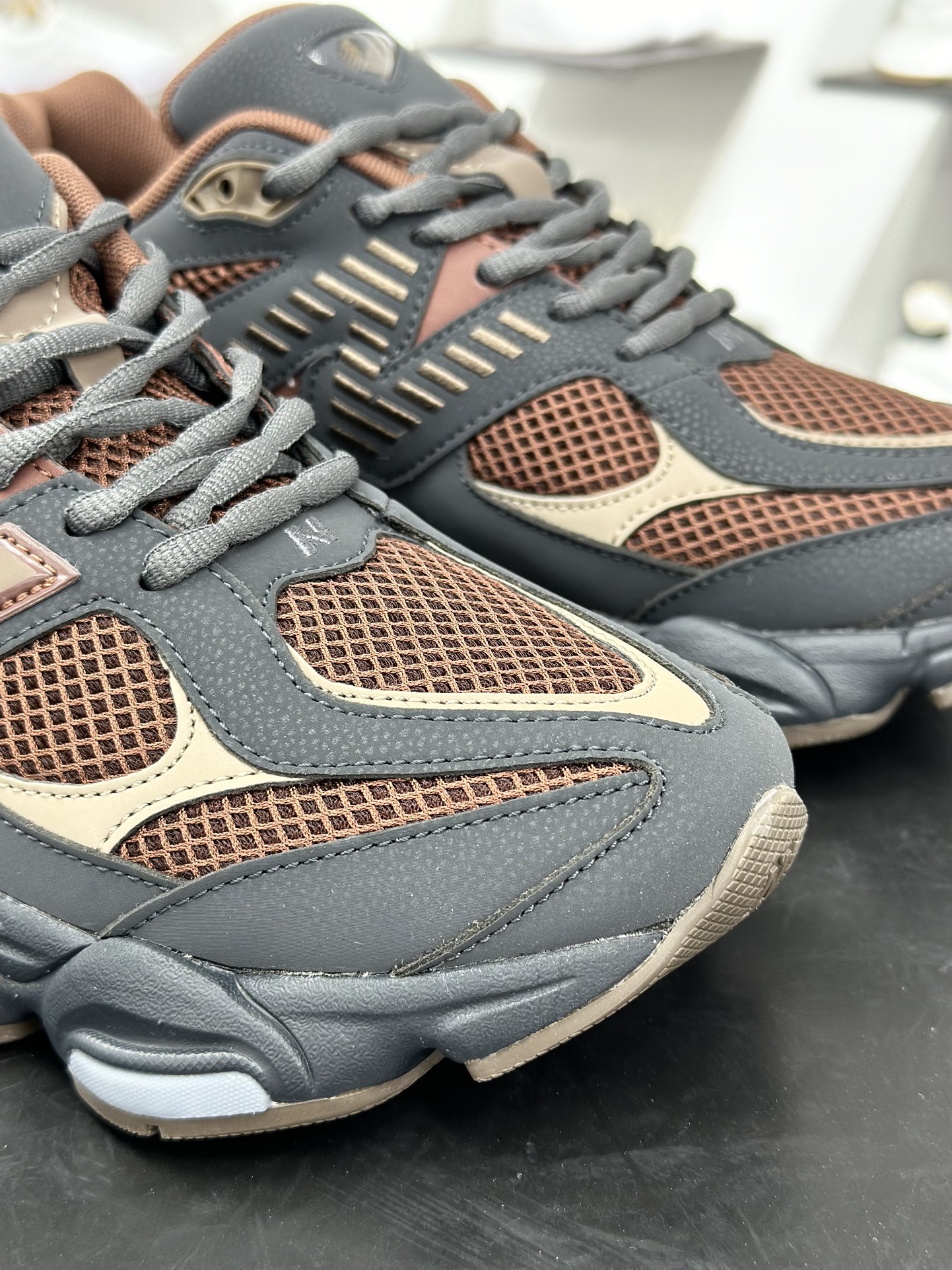 240 Joe Freshgoods x New Balance NB9060 联名款 复古休闲运动慢跑鞋 U9060RE