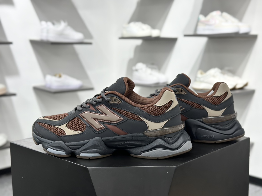 240 Joe Freshgoods x New Balance NB9060 联名款 复古休闲运动慢跑鞋 U9060RE