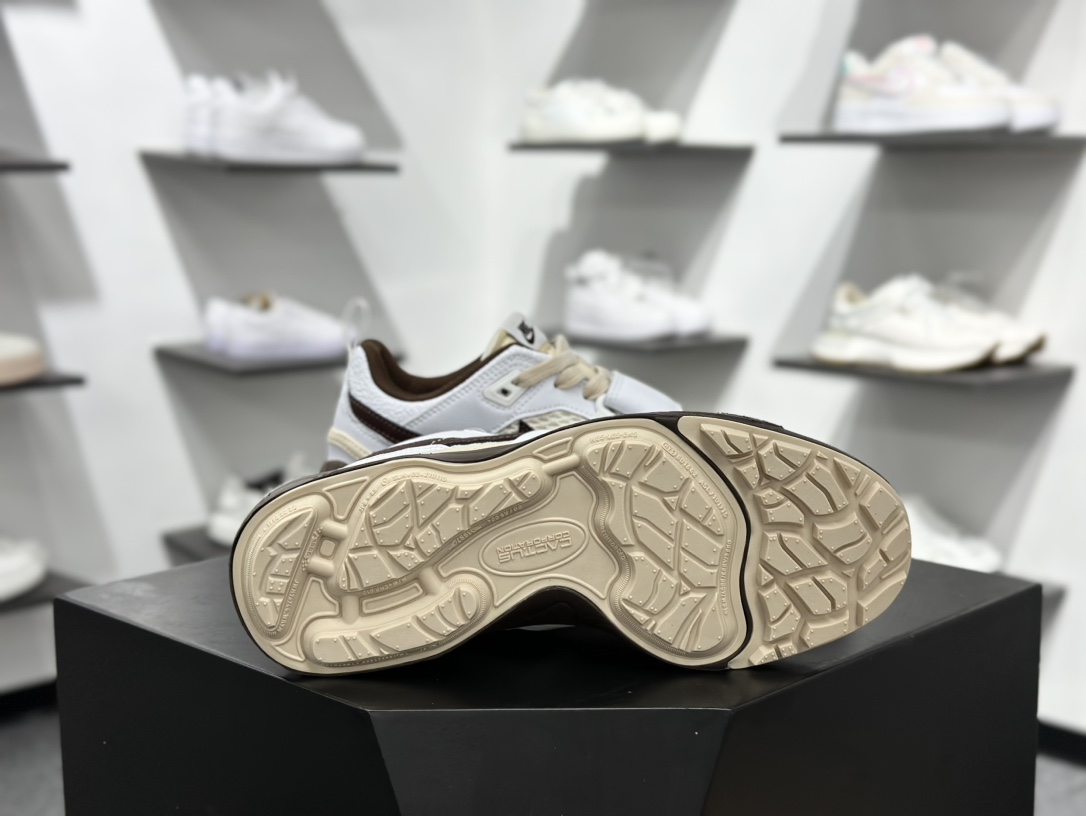300 Travis Scott x NK Shark-A-Don ”Sail” 舒适潮流防滑耐磨低帮生活休闲鞋   HQ3073-100