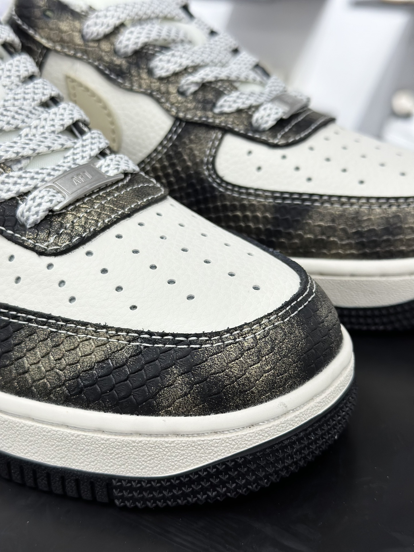 260 Nike Air Force 1'07 Low 斯图西联名 渐变蛇纹 空军一号低帮休闲板鞋 XS1958-556