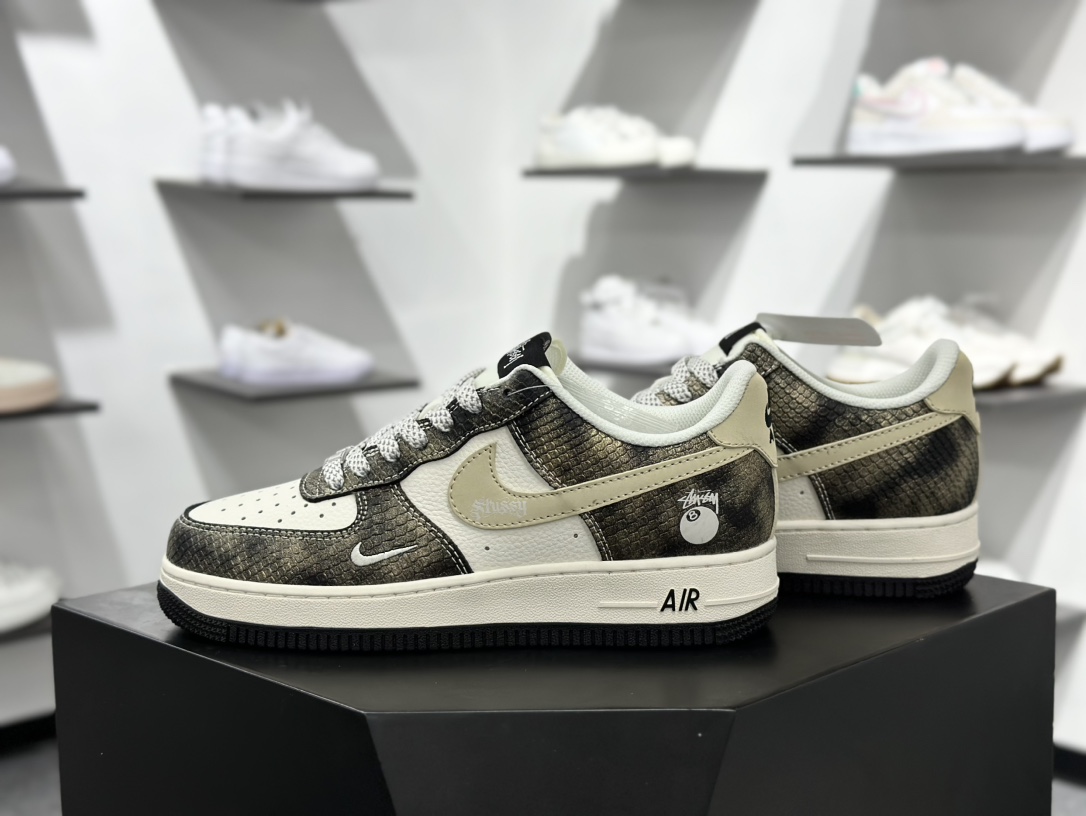 260 Nike Air Force 1'07 Low 斯图西联名 渐变蛇纹 空军一号低帮休闲板鞋 XS1958-556