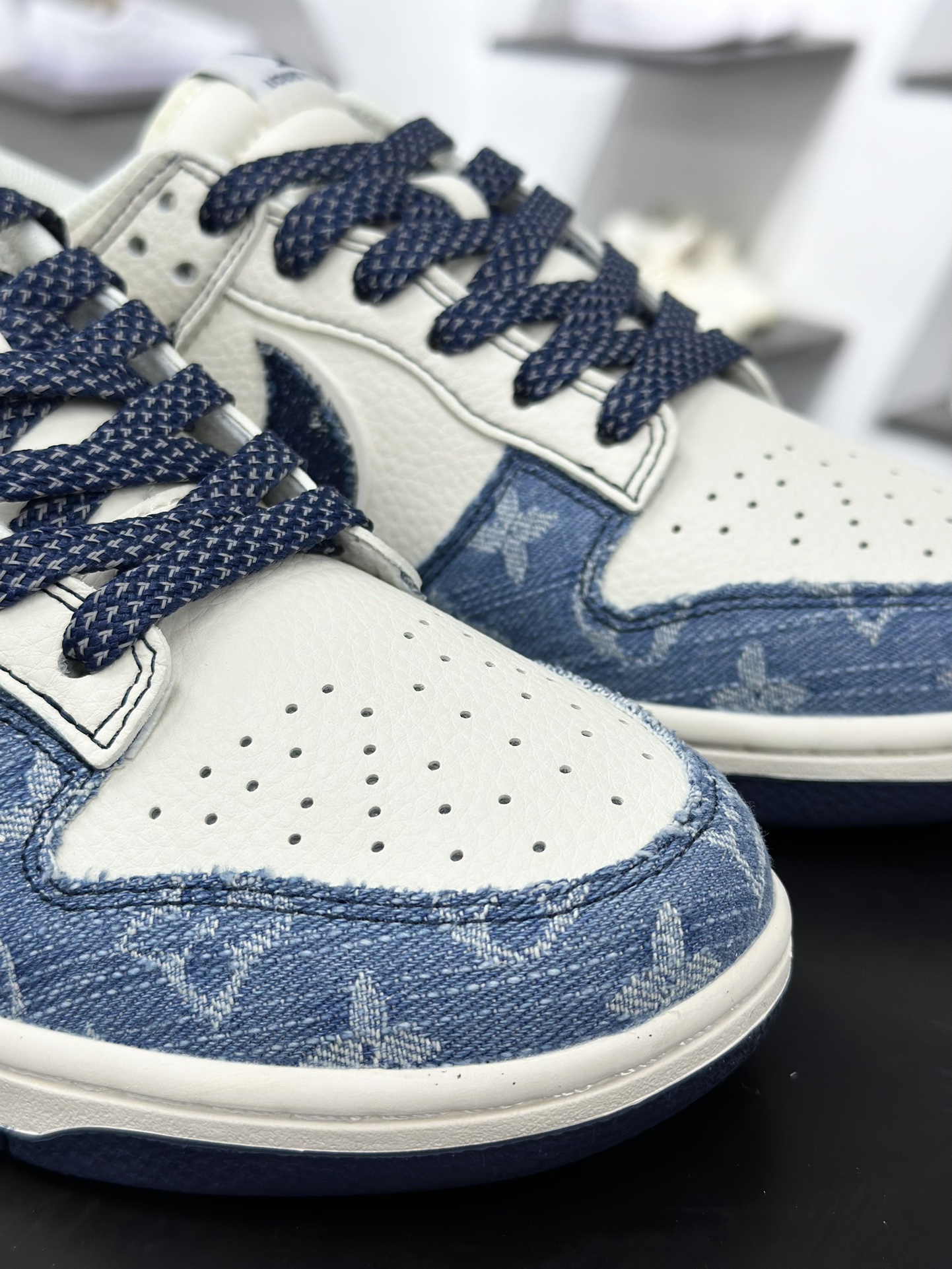 280 Nike SB Dunk Low x Louis Vuitton 白蓝牛仔满天星 XX3168-142