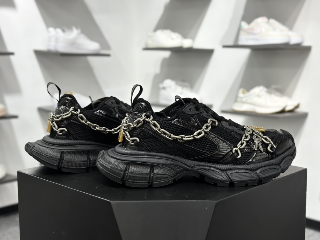 560 Balenciaga巴黎世家 3xl 加绒 黑色 全套数据私模 正确手工做旧   825622 W3XPL 1882