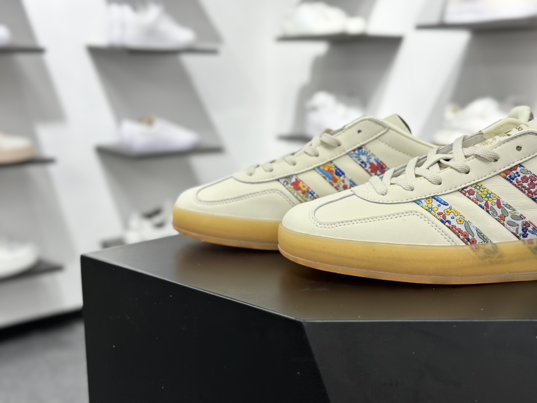 180 adidas Originals Gazelle INdoor 米色 三叶草休闲防滑耐磨低帮板鞋  JH7370